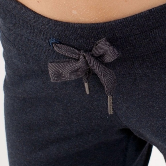 Well Loved Lululemon Navy Sweatpants - Picture 4 of 11